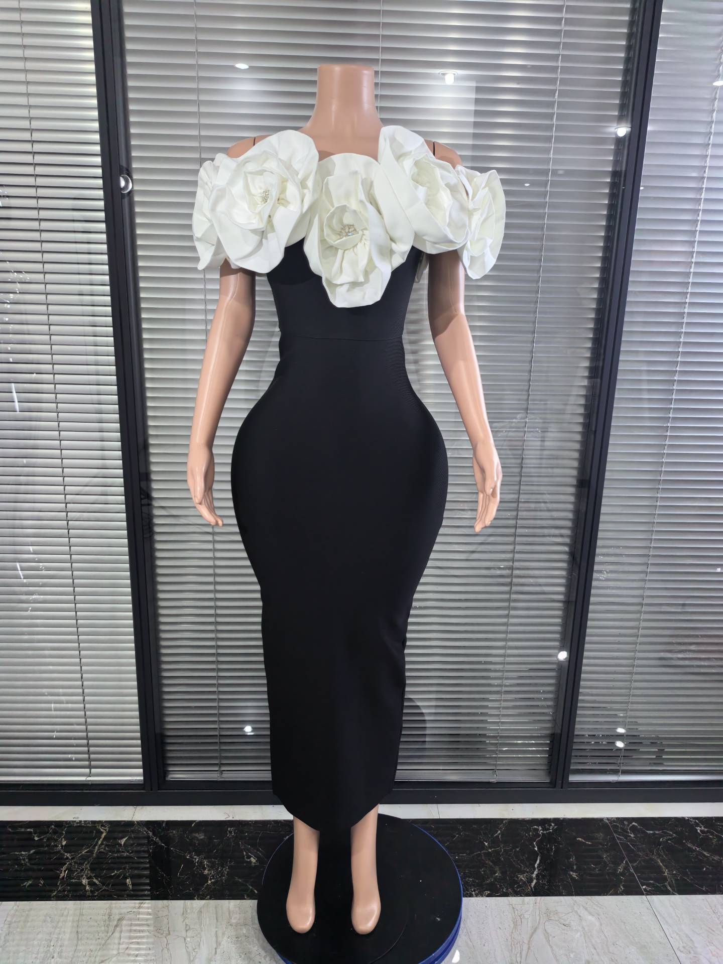Red White Women Sexy Strapless - Women'S Red Formal Wear 评论和价格